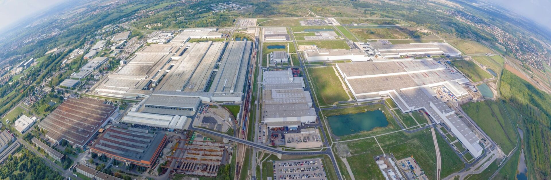 Audi Werk in Györ aus der Vogelperspektive